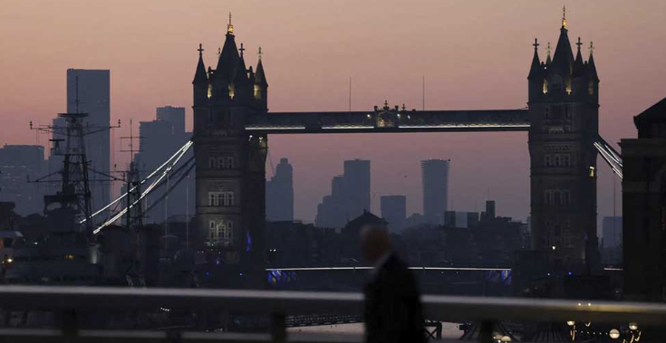UK signs deal with AI, OpenAI for government work